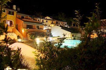 Borgo Punta Aparthotel